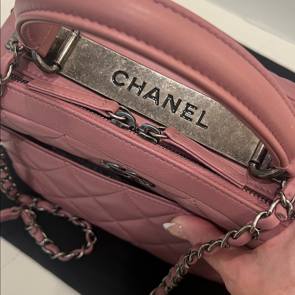 Chanel Trendy CC Top Handle Bowling Bag Quilted Medium Mauve Pink Lilac - Picture 6 of 17